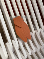 Charger l&#39;image dans la galerie, Cigale en bois - Terracotta
